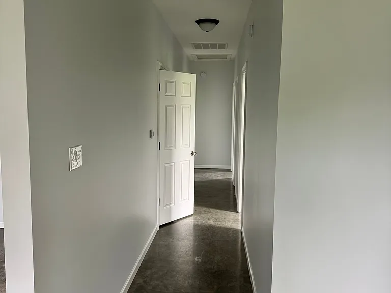 125 Village Dr — Photo 9