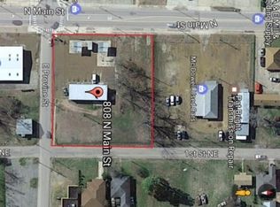 808 N Main St, Paris, TX 75460