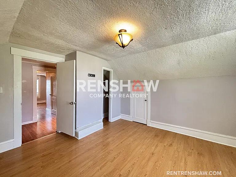 1817 Edward Ave — Photo 28