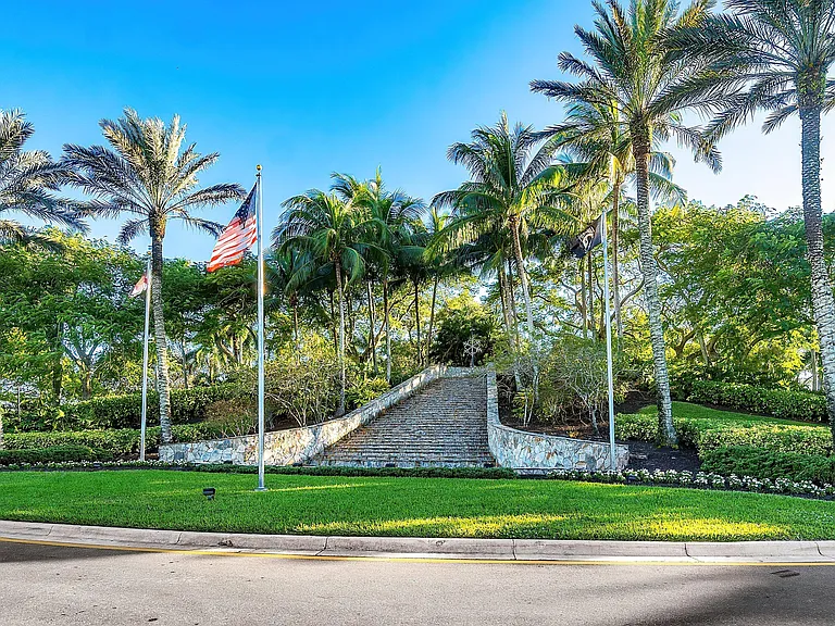 4621 Windward Cove Ln — Photo 23