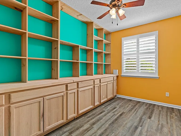 1201 E Redrock Ridge Ave — Photo 12