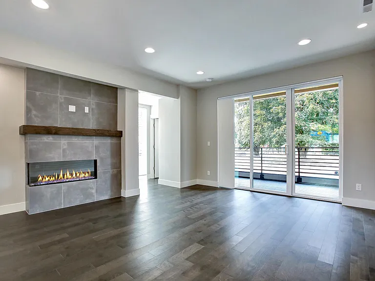 5719 SE 18th Ave — Photo 4