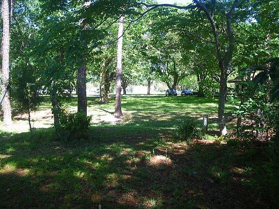 3rd image of 66 Phoenetia Dr