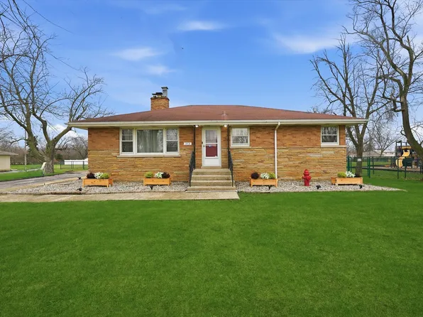 373 W Glengate Ave, Chicago Heights, IL 60411