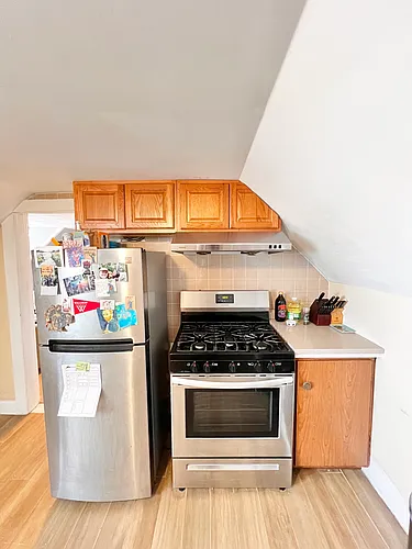 51 Beacon St #1 Photo 1
