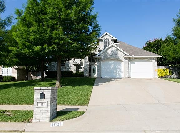 2nd image of 1021 Rolling Meadows Dr