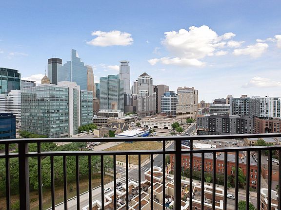 4th image of 500 E Grant St APT 1409