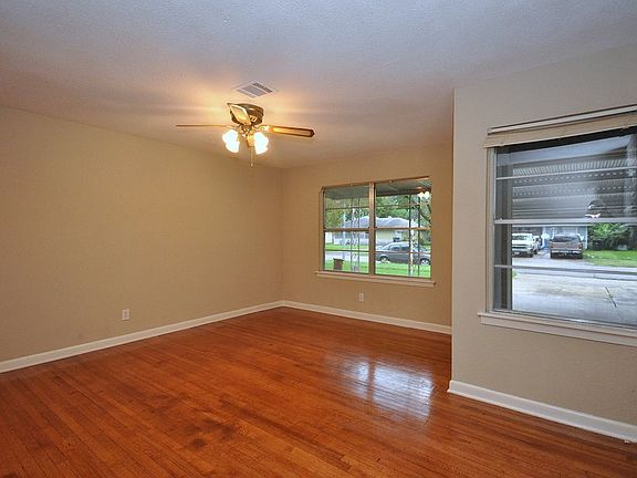 4th image of 12221 Palmfree St
