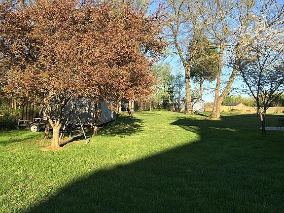5th image of 104 Cherokee Dr