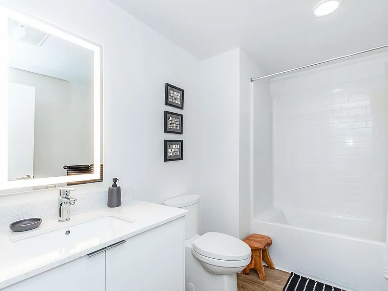 Mossdale Landing - Brand New Apartment Homes — Photo 30