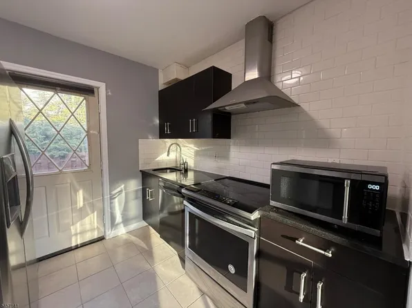 247 Claremont Ave Floor 2, Montclair, NJ 07042
