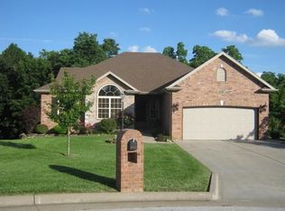 3762 N Valley Pl, Springfield, MO 65803