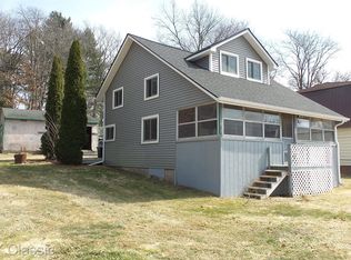 8960 Cole St, Holly, MI 48442