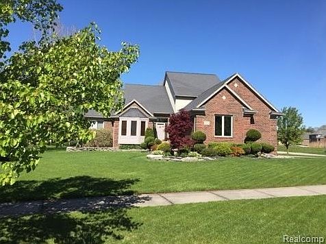 1st image of 55737 Lancewood Dr