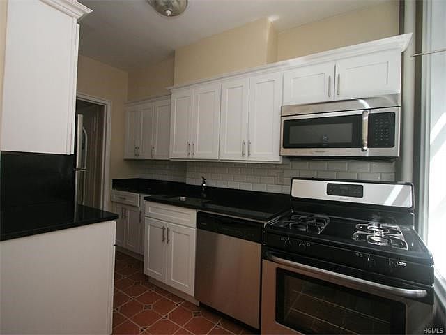 1st image of 122 Larchmont Acres APT D