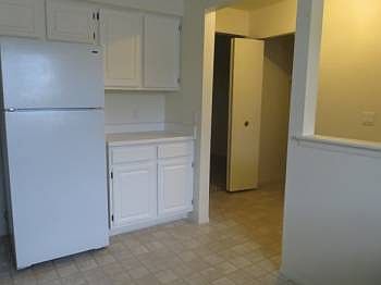 2nd image of 1174 Northview Ln