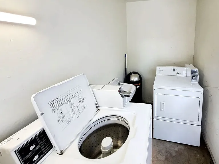 5727 McCommas Blvd — Photo 15