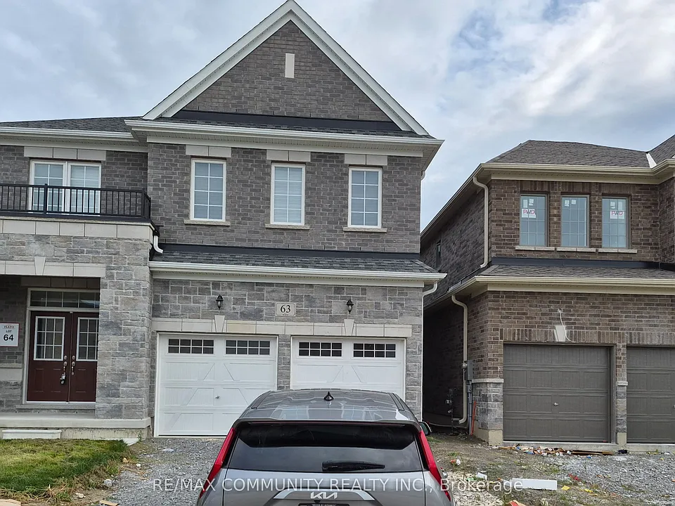 63 English Dr E