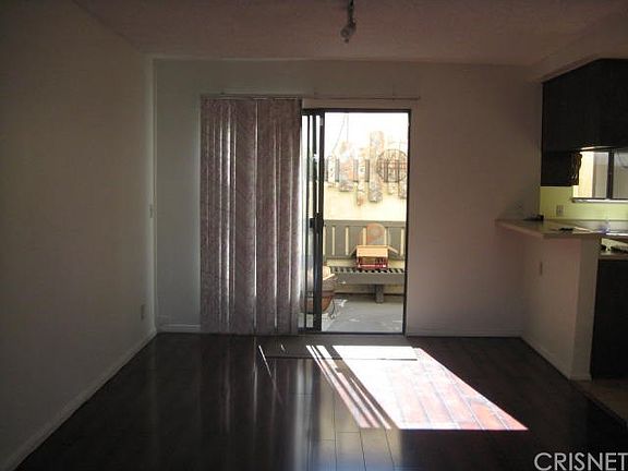 4th image of 7051 Peach Ave Unit 3