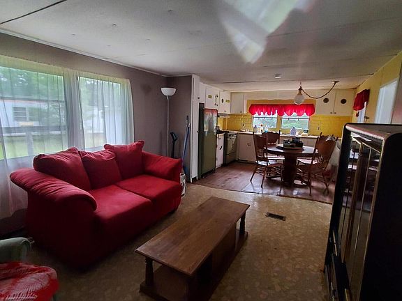 3rd image of 21640 Jesse Rd