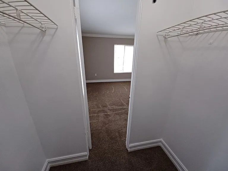 1830 Maravilla Ave #212 — Photo 15