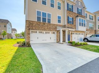 1470 Caymus Ct, Avon, OH 44011