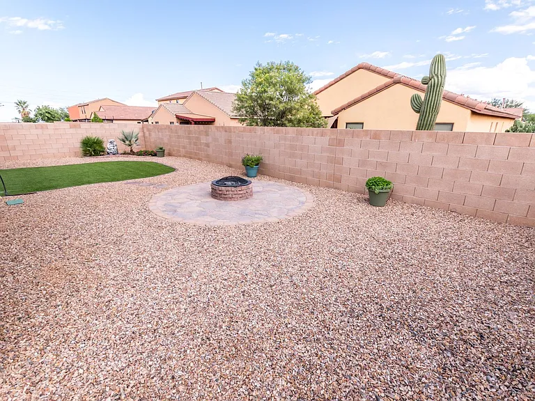 1205 Barnes Dr — Photo 48