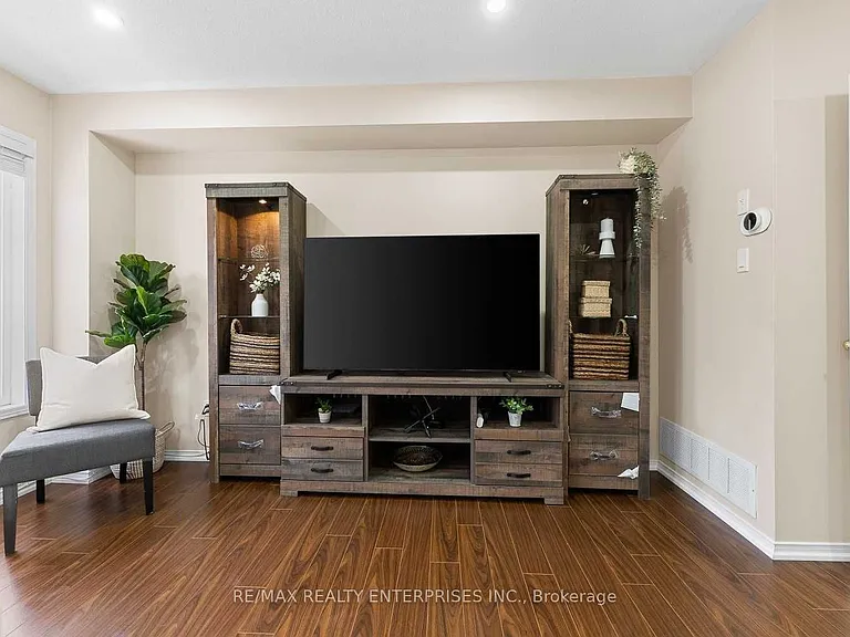 50 McGonigal Ln — Photo 3