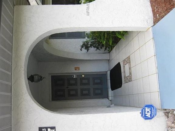 3rd image of 1119 Fleetwood Dr