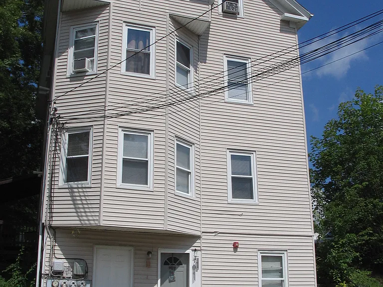 Sawin Ave — Photo 11