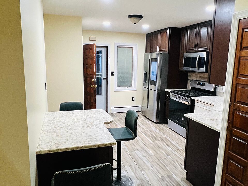 1st image of 87 Burnett Ave #1