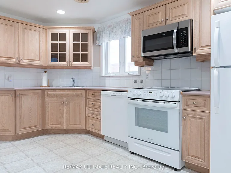7 Joanith Dr — Photo 5