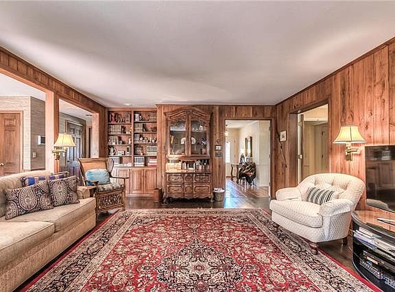 5th image of 11325 Madison Ave