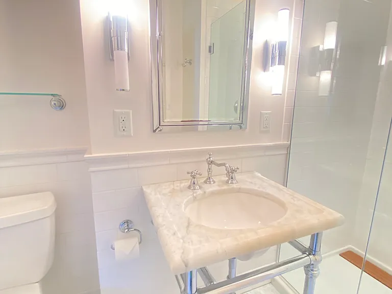 39 Commonwealth Ave #3R — Photo 2
