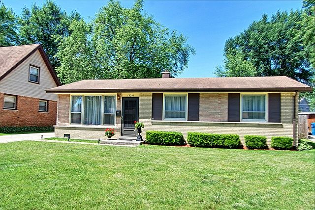 1st image of 13216 Village Ln
