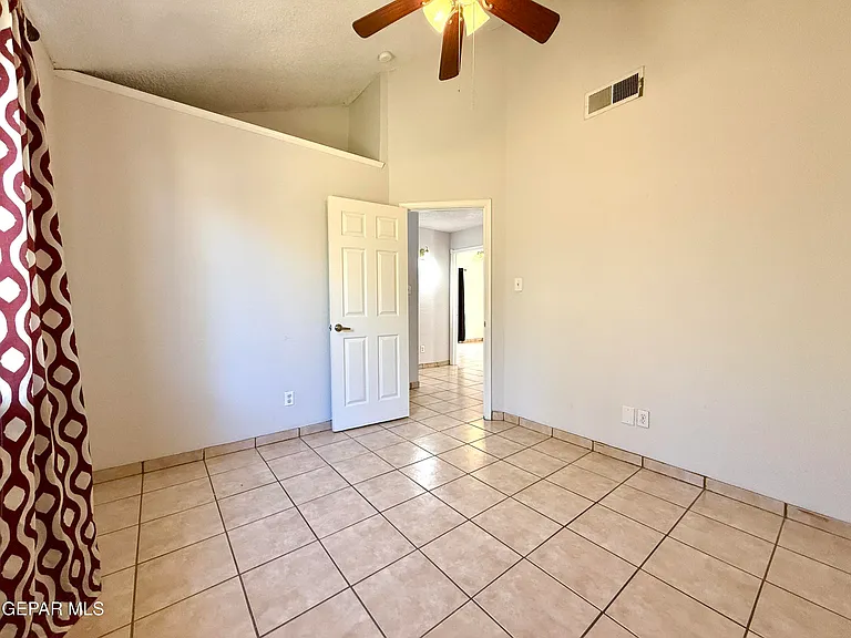 11992 Dragon Crest Dr — Photo 18