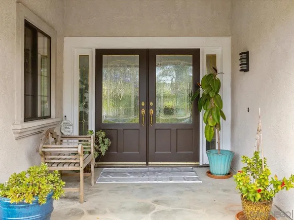 1510 Ventana Dr, Escondido, CA 92029