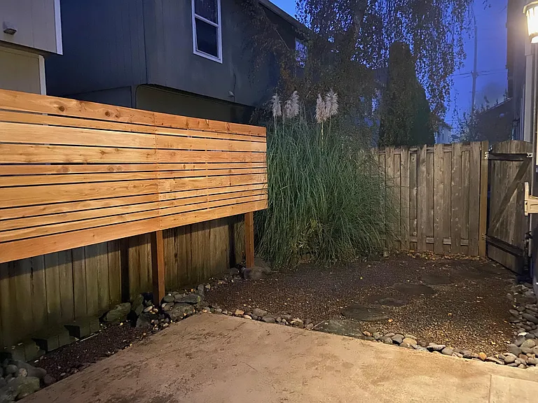 187 SE 44th Way — Photo 15