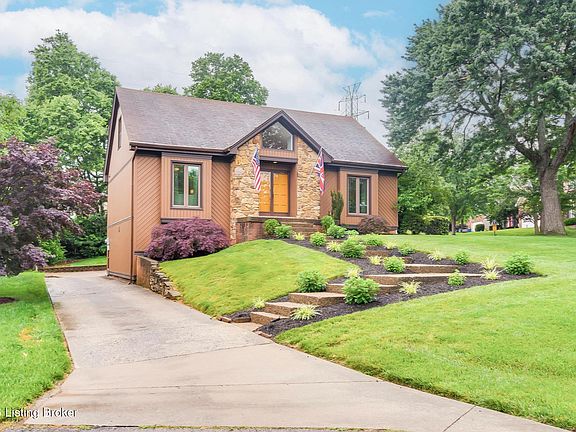 3rd image of 12006 Hillrose Cir