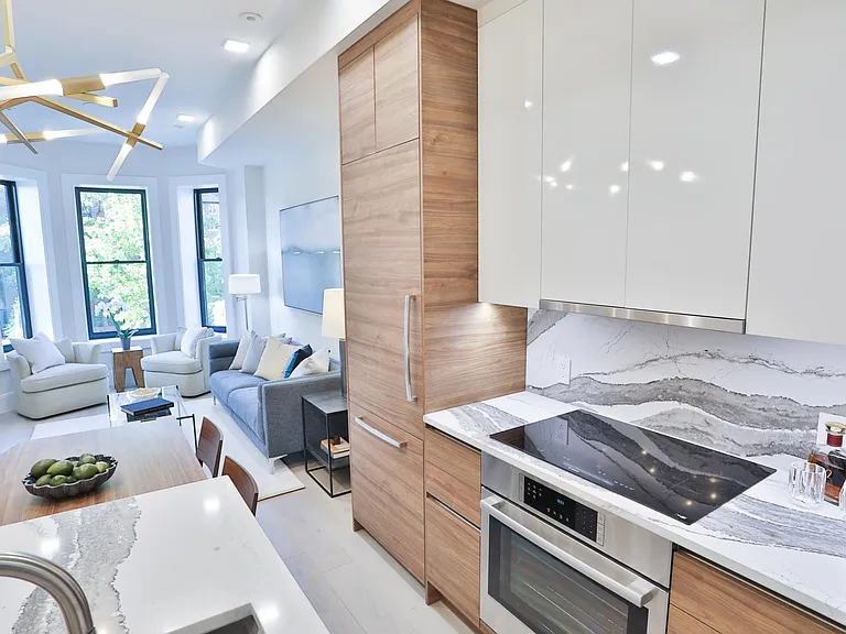 1819 Vernon St NW #3 — Photo 12