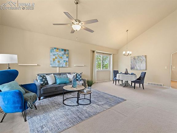 5th image of 9631 Stoneglen Dr