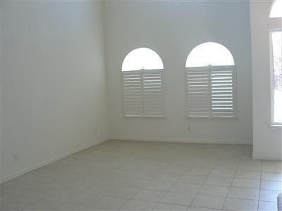 4th image of 4066 Clarewood Way