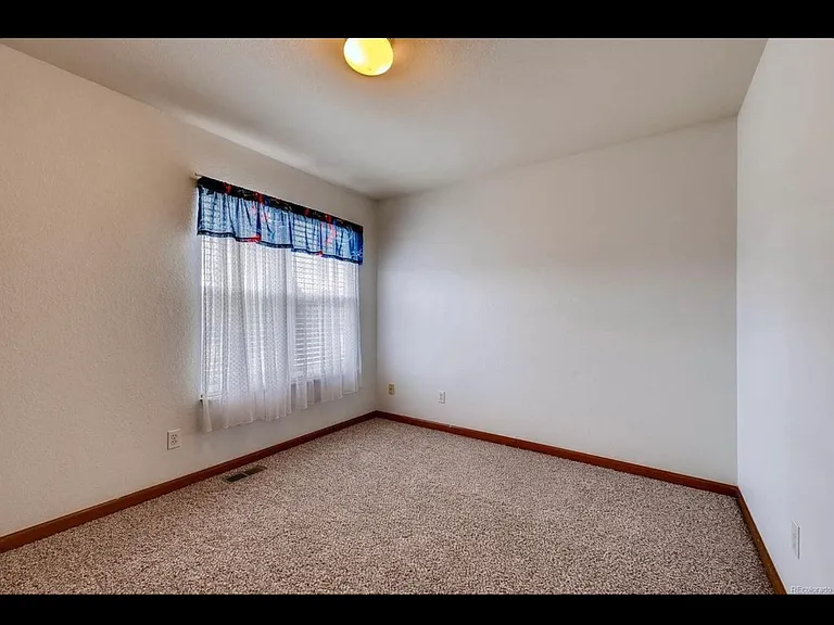 835 Eagle Bend Dr — Photo 13