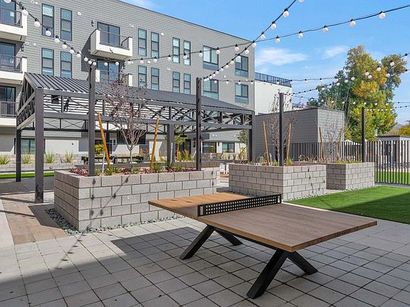 5th image of 4225 N 32nd St #3036