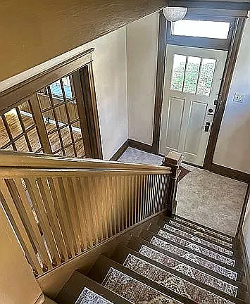 3 bed, 900 sqft, $1,250 — Photo 2