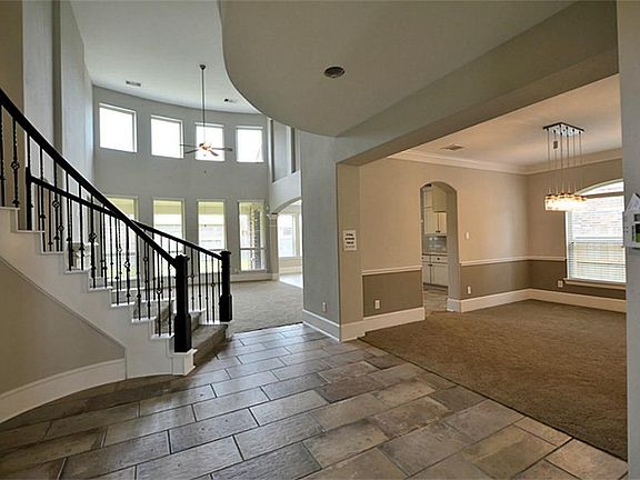 4th image of 3810 Lone Rock Ln