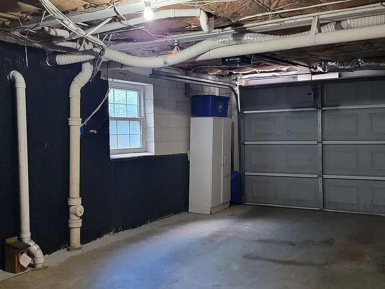 2497 Wentworth Dr NE — Photo 31