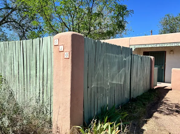 410 La Joya Rd, Santa Fe, NM 87501