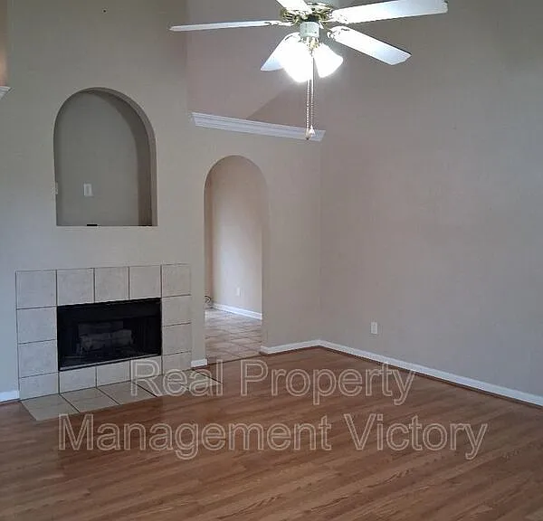 6133 Letson Farms Dr — Photo 2