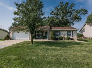 221 Woodland Dr, Edwardsville, IL 62025